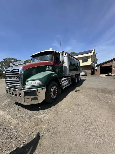 Truck polishing job by Star Metal Polishing, 19 Mar 2025