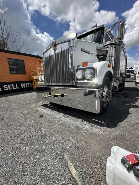 Truck polishing job by Star Metal Polishing, 19 Mar 2025