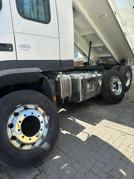 Truck polishing job by Star Metal Polishing, 20 May 2025