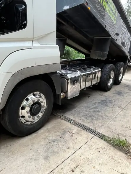 Truck polishing job by Star Metal Polishing, 4 Apr 2026